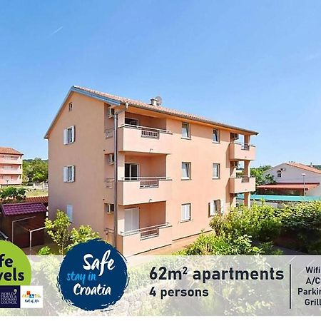 Apartments Dunja Малинска Екстериор снимка
