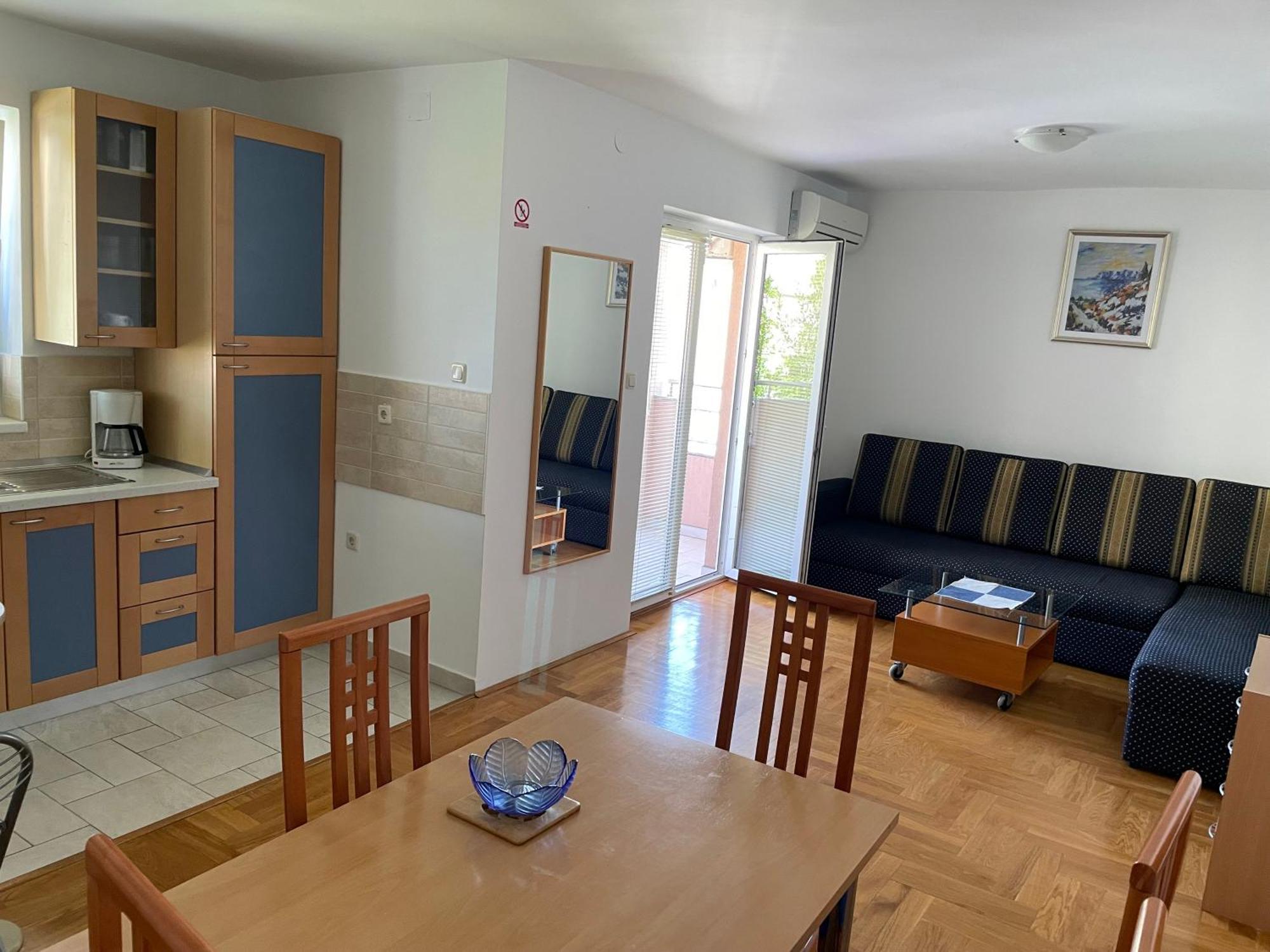 Apartments Dunja Малинска Екстериор снимка
