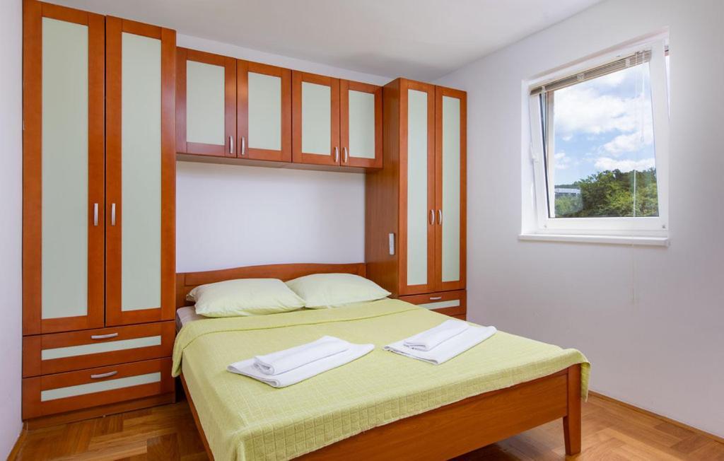 Apartments Dunja Малинска Екстериор снимка