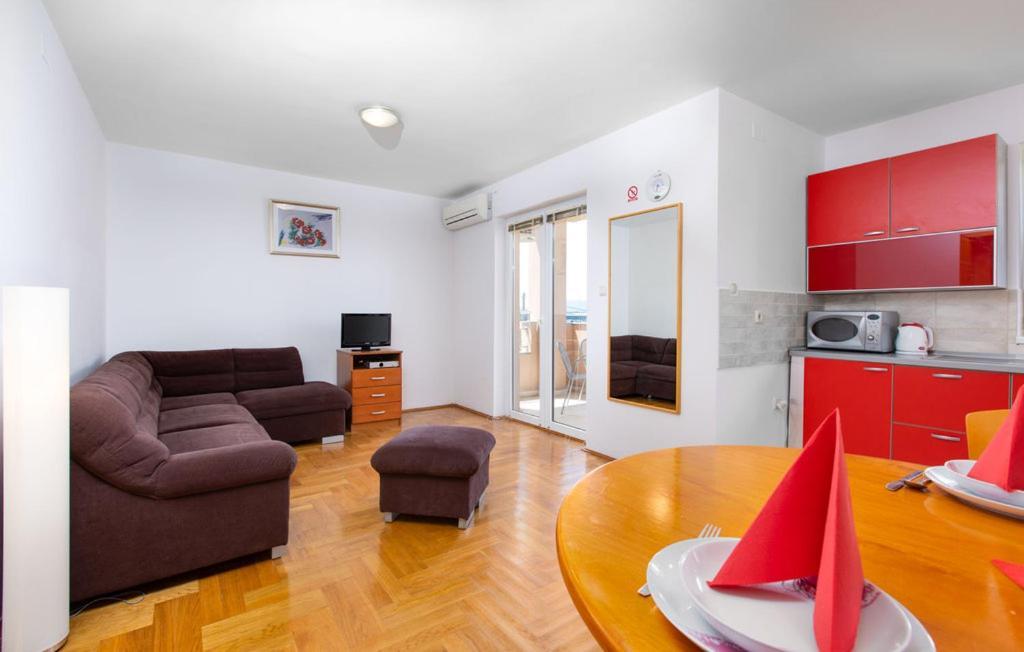 Apartments Dunja Малинска Екстериор снимка